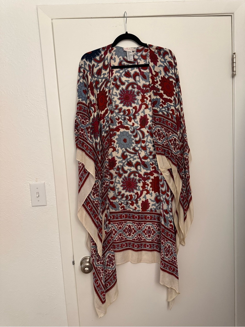 Women's Red Floral Kimono